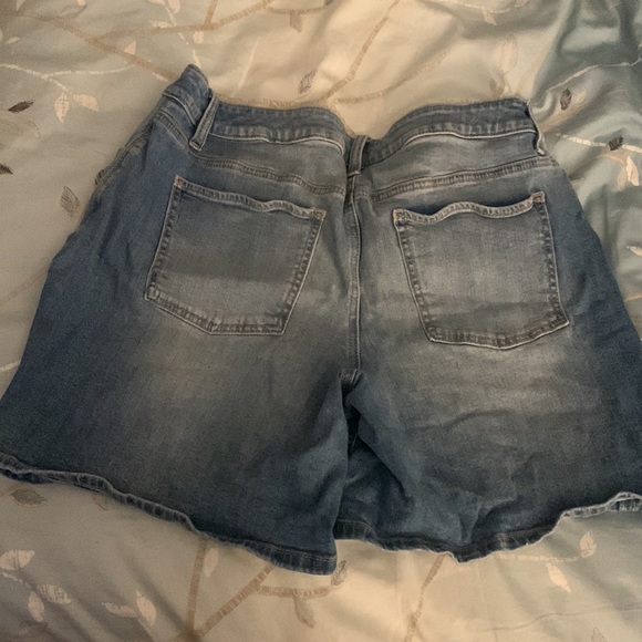 Maurice’s Jean Shorts - Picture 2 of 2